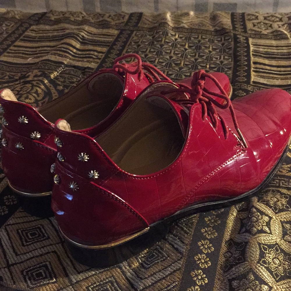 Red shoes